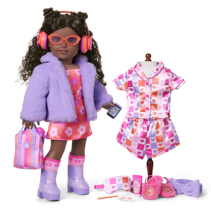 Truly Me™ #127 Doll & Day of Fun All-in-One Set K2