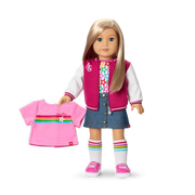 Truly Me™ 18-inch Doll #100 with straight layered blonde hair F4