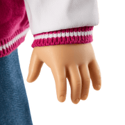 Truly Me™ 18-inch Doll #101 with wavy caramel hair S8