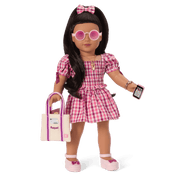 Raquel Reyes™ Gift Set (Girl of the Year™ 2026) T9