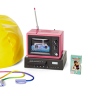 Courtney‘s™ TV & Fitness Accessories for 18-inch Dolls (Historical Characters) O7
