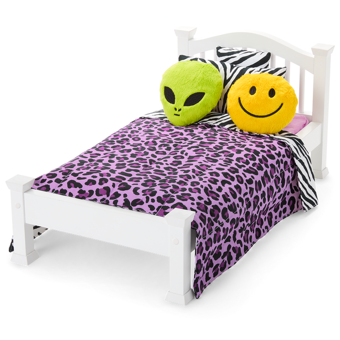 Nicki’s™ Bed & Animal-Print Bedding Set for 18-inch Dolls (Historical Characters) C8